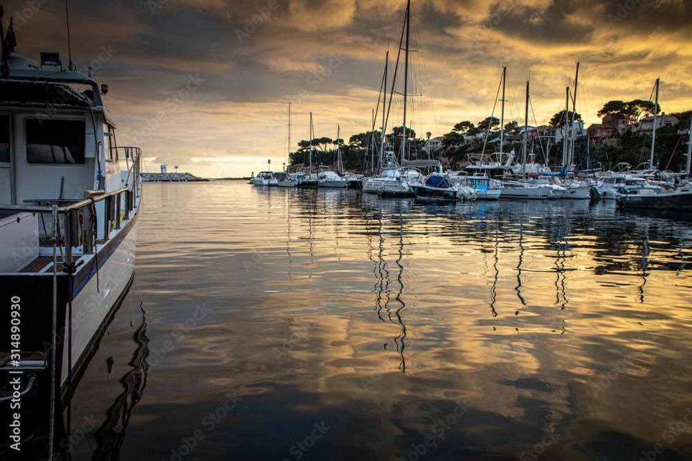 A 50M Du Port De Carry-Cote Bleue Lägenhet Exteriör bild
